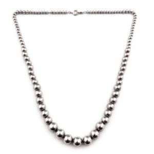 Vintage Napier graduated silver bead 25" neckless.